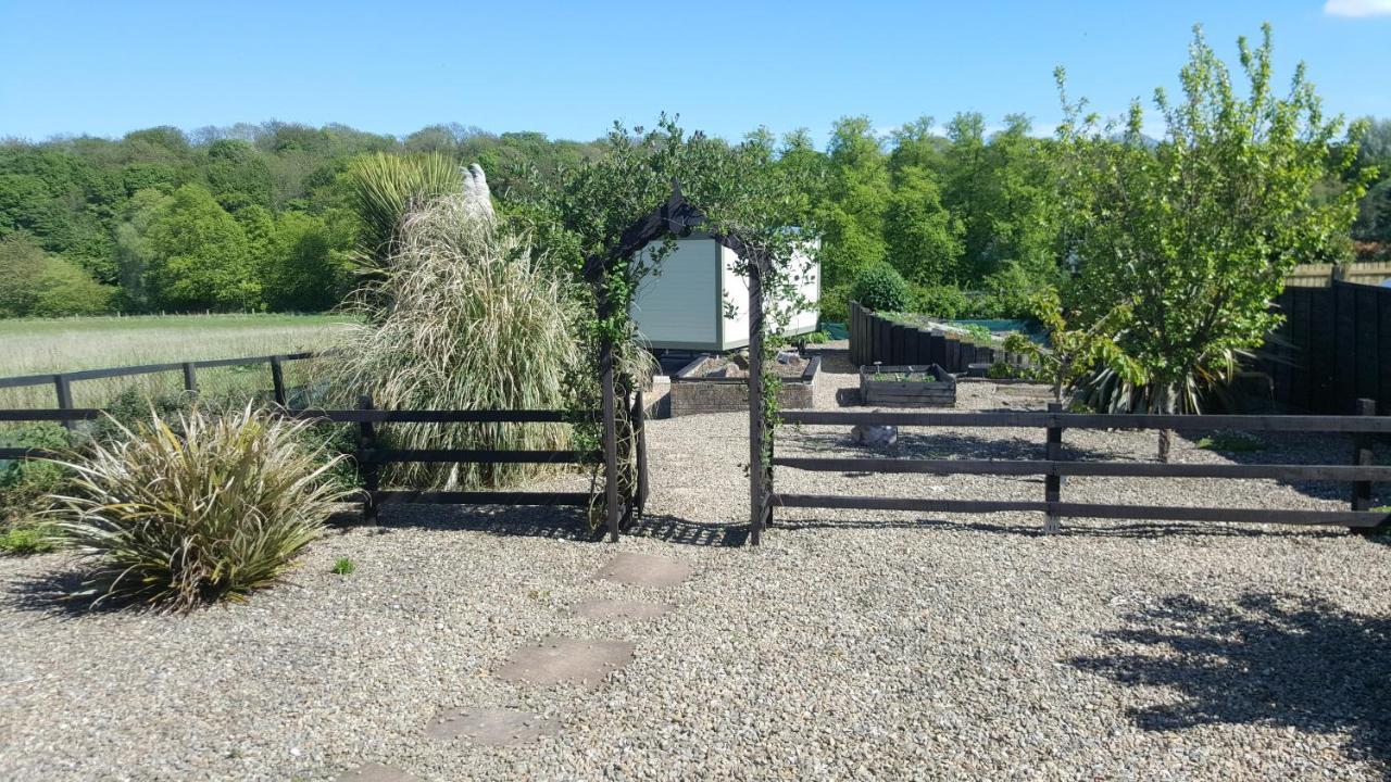 Sheepwash Shepherds Hut Bebside Exterior photo